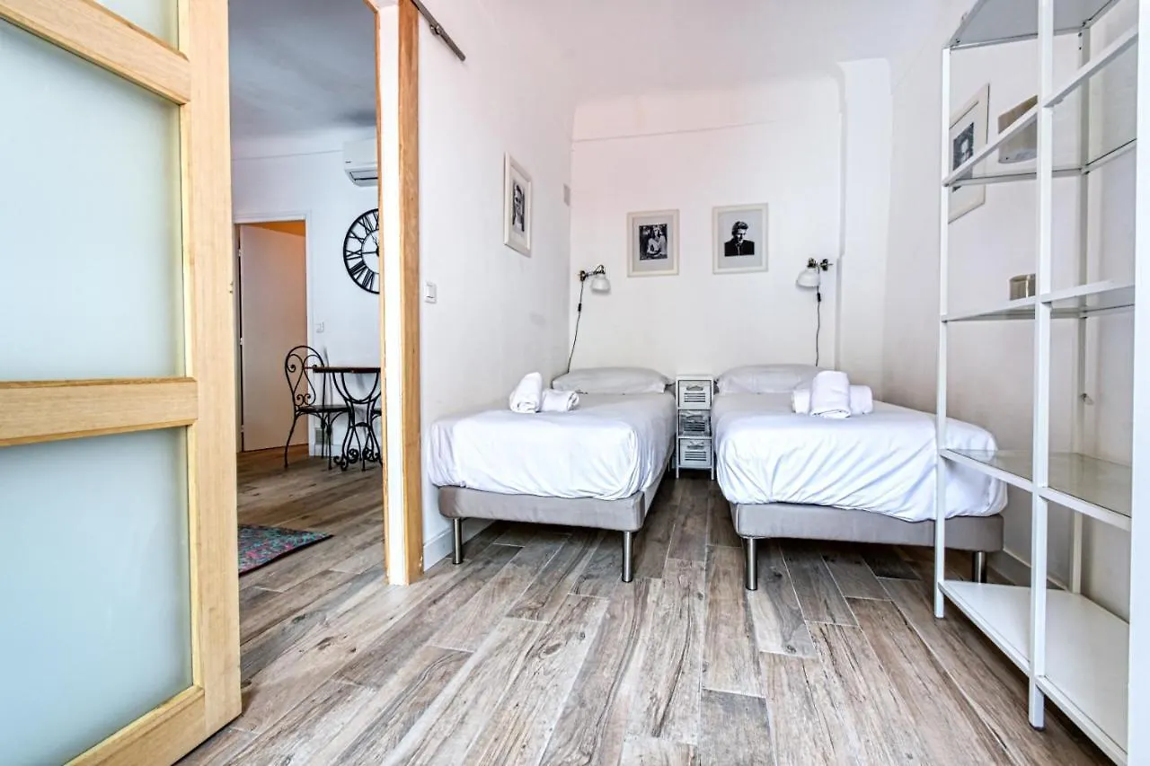 Romantic And New Apartment In The Famous Rue Meynadier In The Supercentre Of Cannes